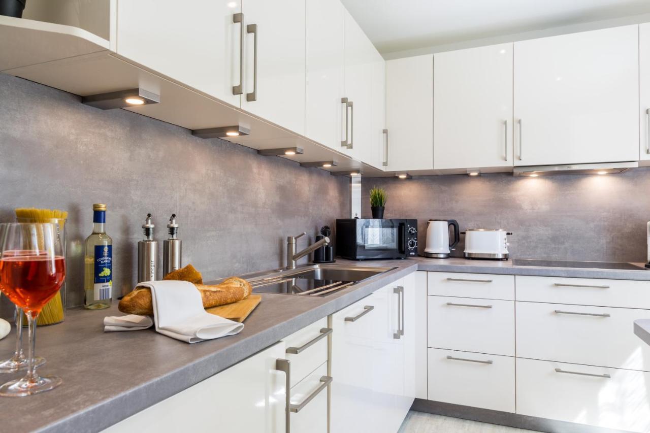 Apartment Eastside Mit 3 Zimmern Fur Bis Zu 5 Personen Mit Balkon Friedrichshafen Ngoại thất bức ảnh