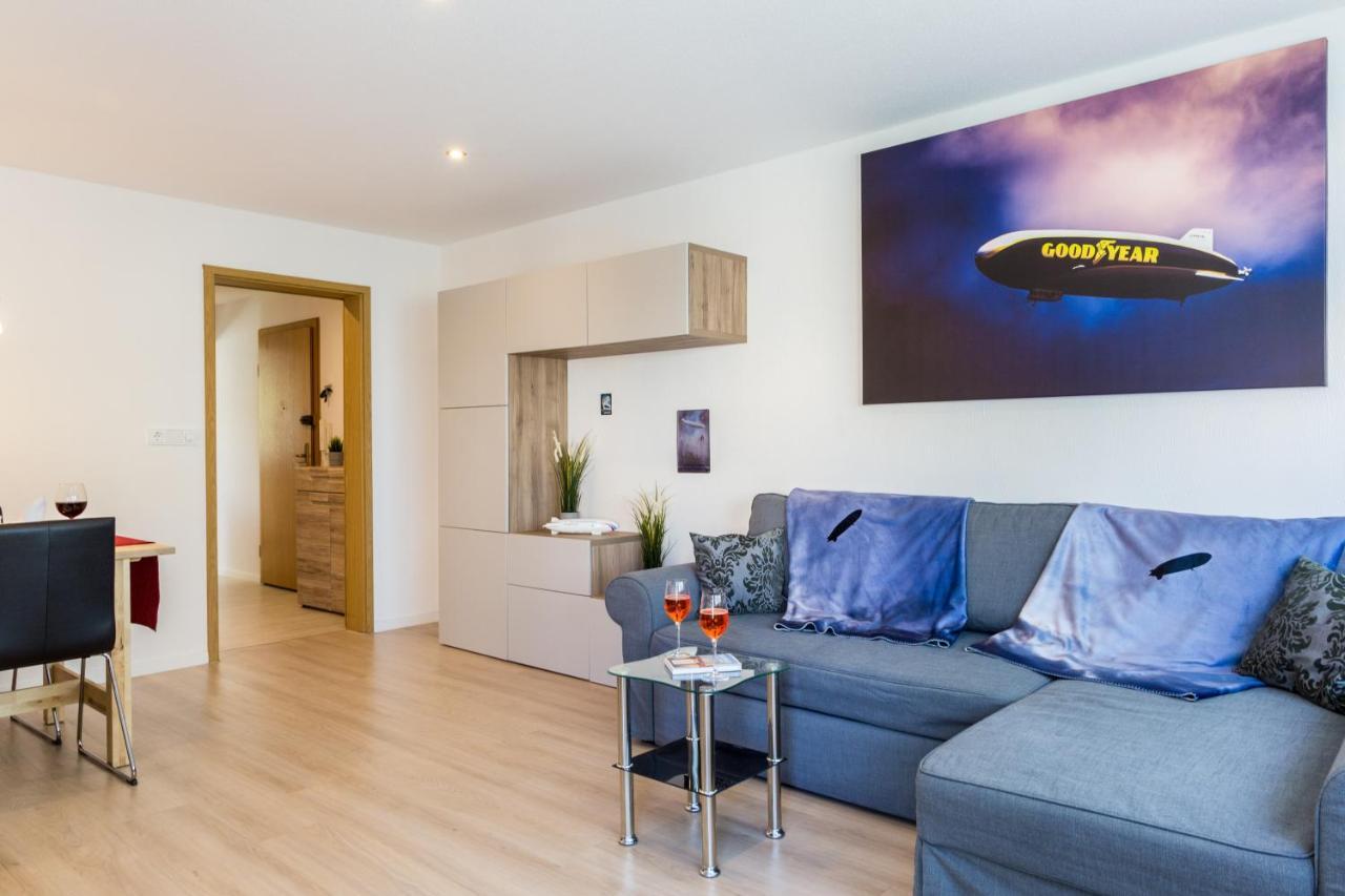 Apartment Eastside Mit 3 Zimmern Fur Bis Zu 5 Personen Mit Balkon Friedrichshafen Ngoại thất bức ảnh
