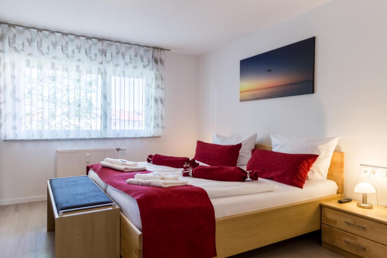 Apartment Eastside Mit 3 Zimmern Fur Bis Zu 5 Personen Mit Balkon Friedrichshafen Ngoại thất bức ảnh