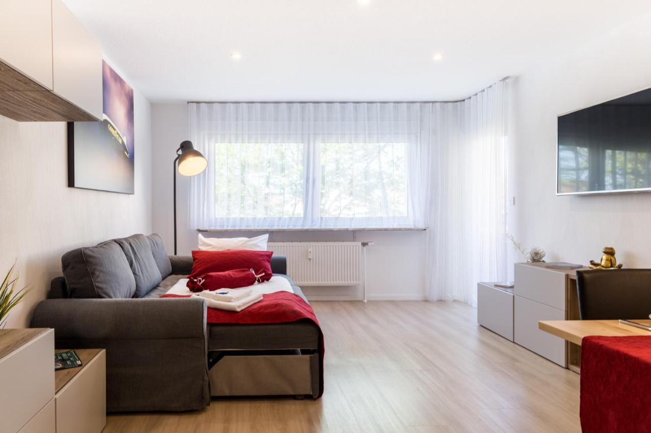 Apartment Eastside Mit 3 Zimmern Fur Bis Zu 5 Personen Mit Balkon Friedrichshafen Ngoại thất bức ảnh